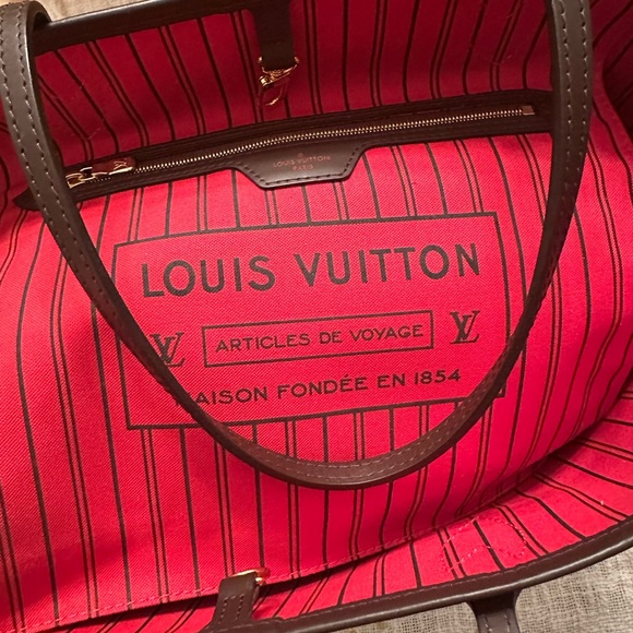 SOLD Louis Vuitton Neverfull MM - Picture 3 of 11
